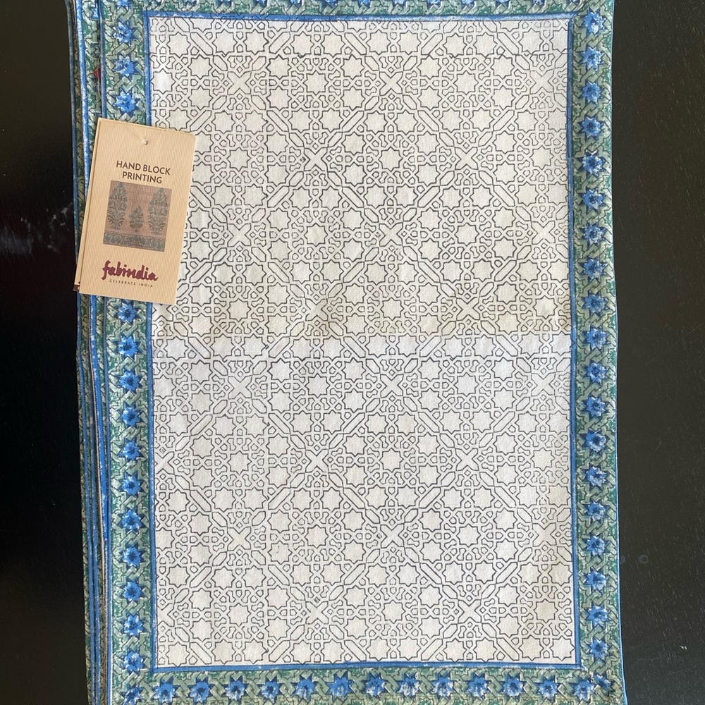 NWT Dining table mats - Picture 2 of 3